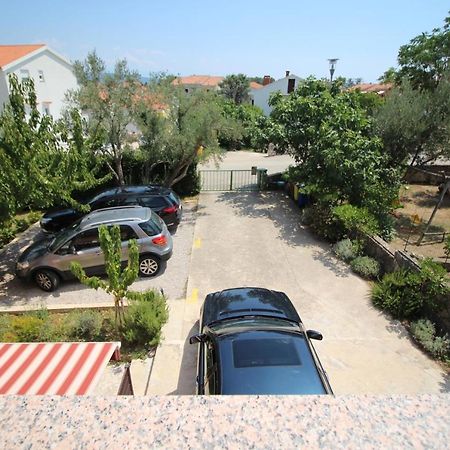 Apartmani Zem, Krk Krk Town Exteriör bild