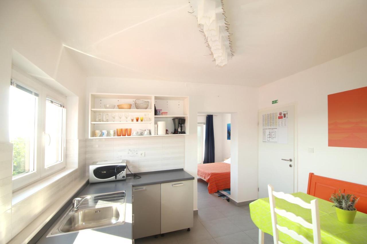 Apartmani Zem, Krk Krk Town Exteriör bild