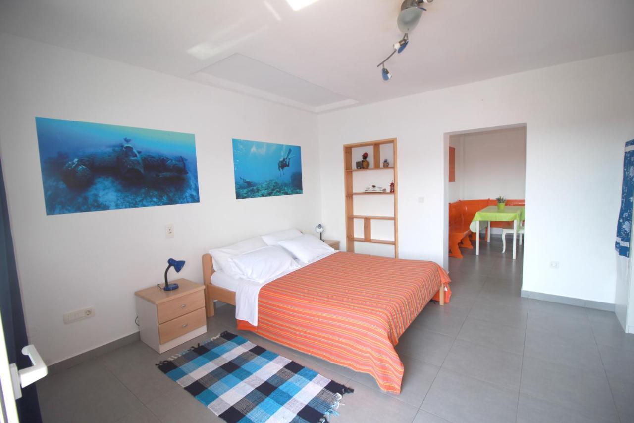 Apartmani Zem, Krk Krk Town Exteriör bild
