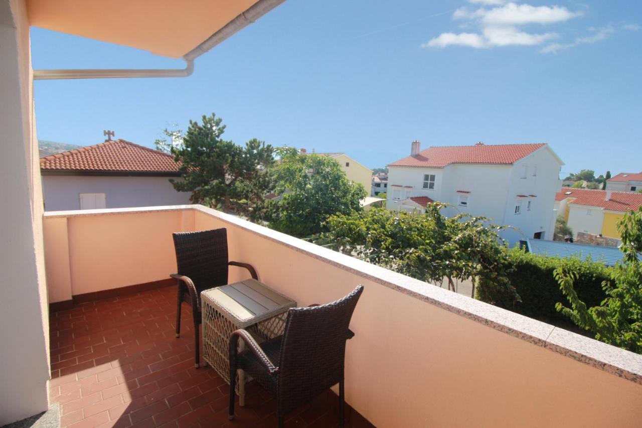 Apartmani Zem, Krk Krk Town Exteriör bild