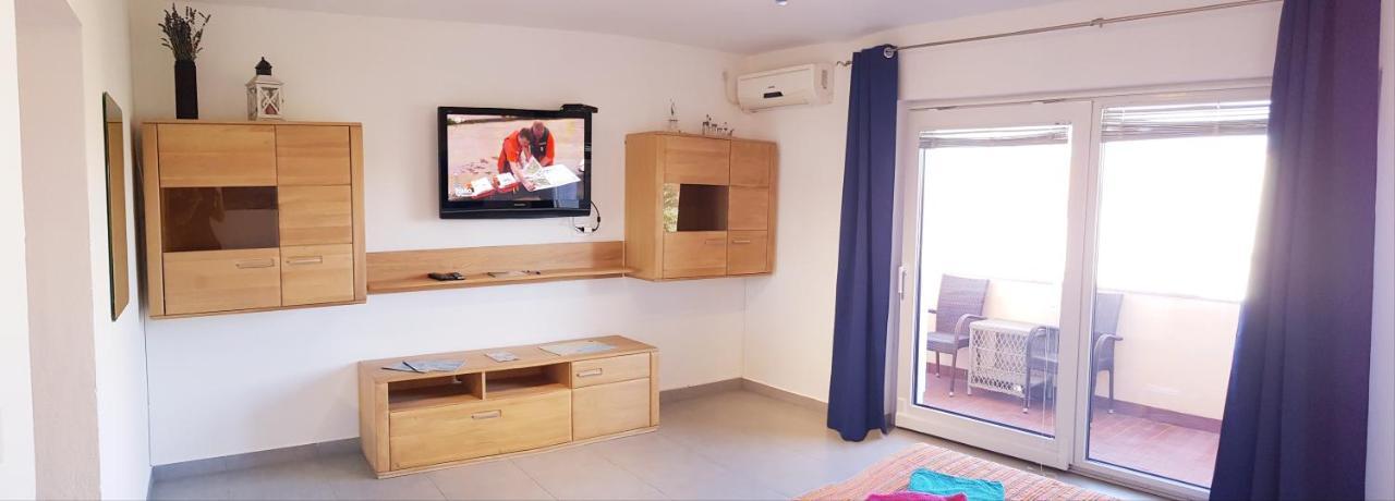 Apartmani Zem, Krk Krk Town Exteriör bild