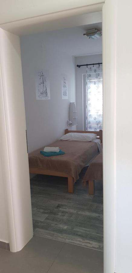 Apartmani Zem, Krk Krk Town Exteriör bild