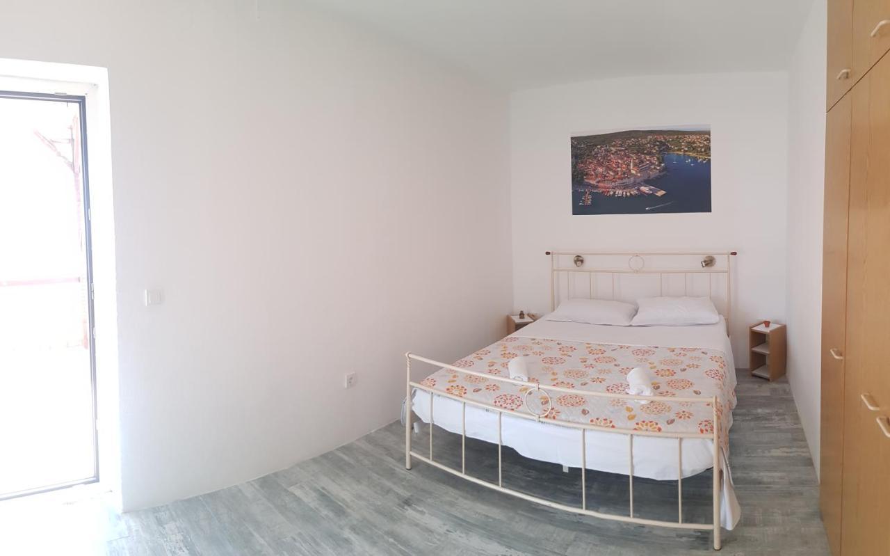 Apartmani Zem, Krk Krk Town Exteriör bild